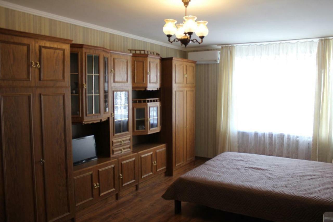 комфортабельна Apartment *